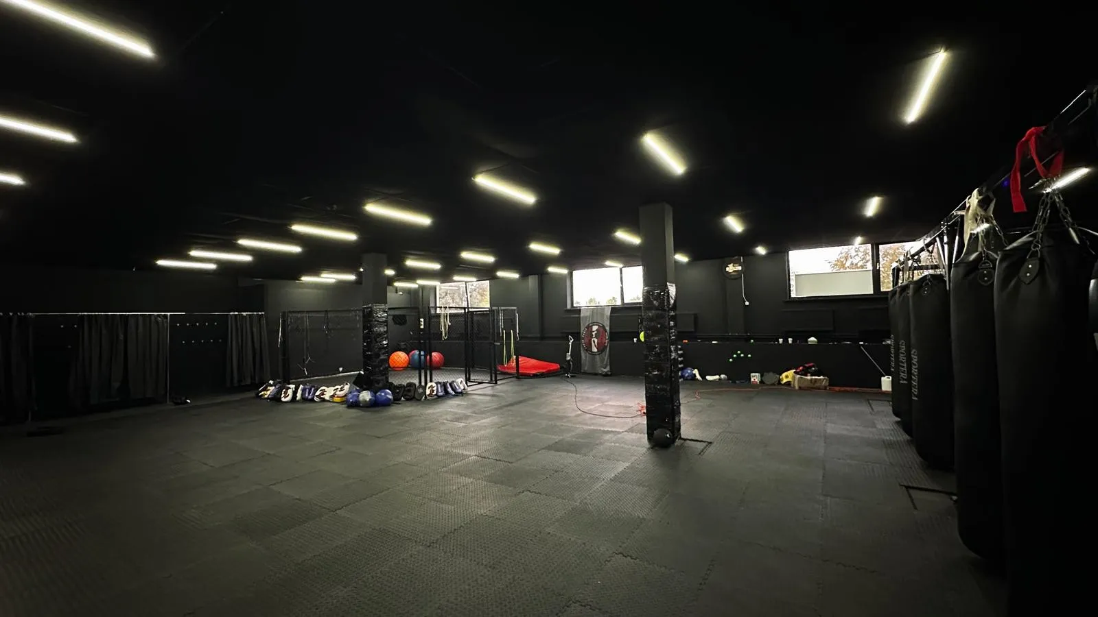 CENTRE D'ART DE JŪRMALA Club de sport