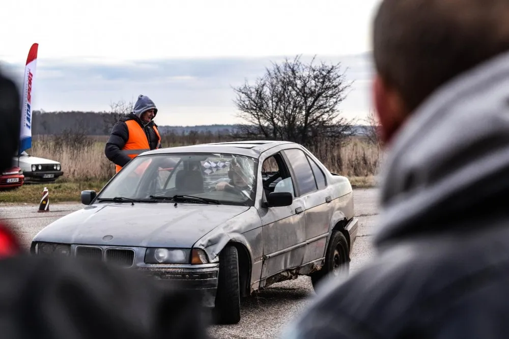 Club de automovilismo «LADASPORT»
