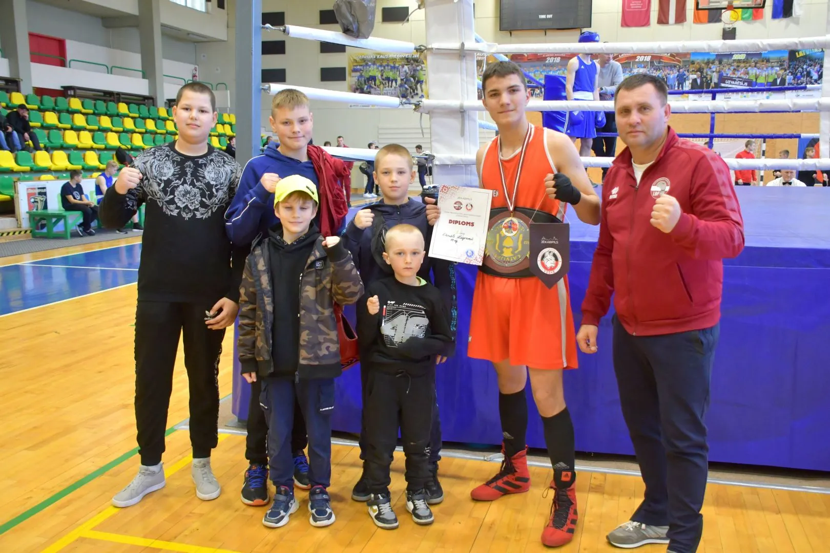 Club deportivo de boxeo y kickboxing «VDS-K»