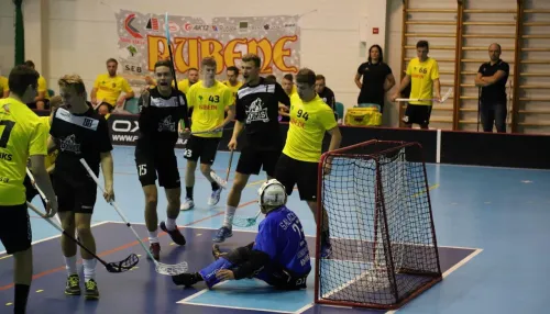 Klub unihokeja „Ogres Vilki”