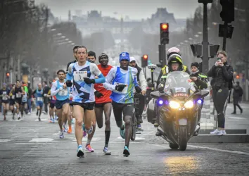 10 KM degli Champs-Elysées-FULFIL