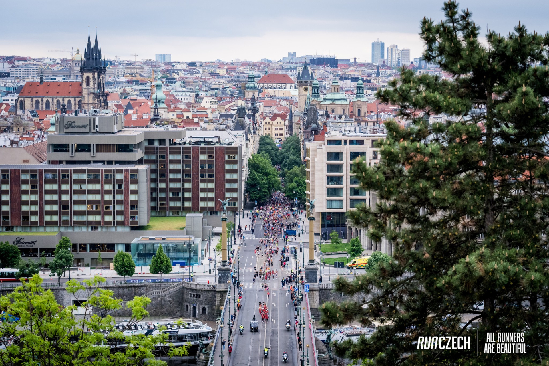 RunCzech - ORLEN Prague Marathon
