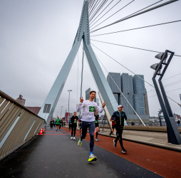 DSW Bruggenloop Rotterdam