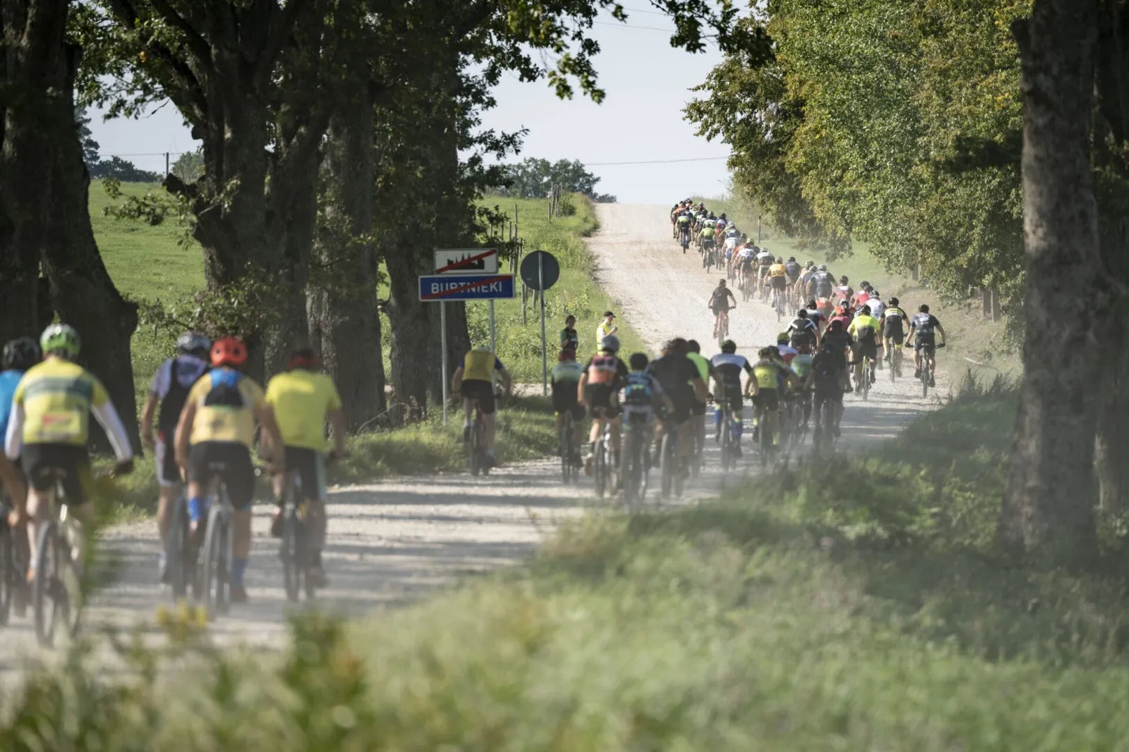Rattasõit „Ümber Burtnieksi järve“
