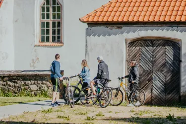 Rattasõit „Ümber Burtnieksi järve“