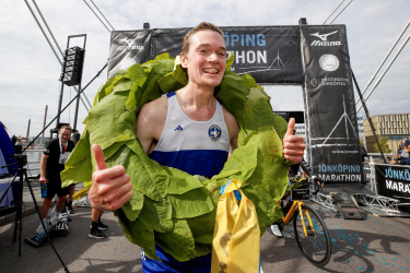 Jenšēpingas maratons un pusmaratons