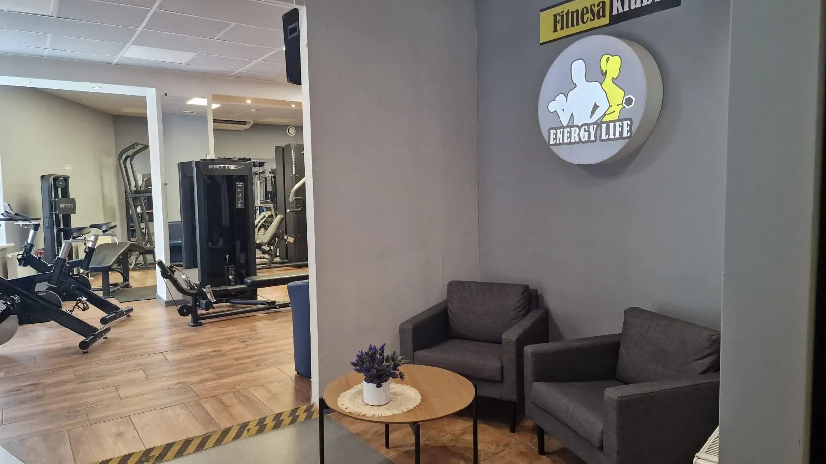 ENERGY LIFE Fitness Club and Solarium Studio