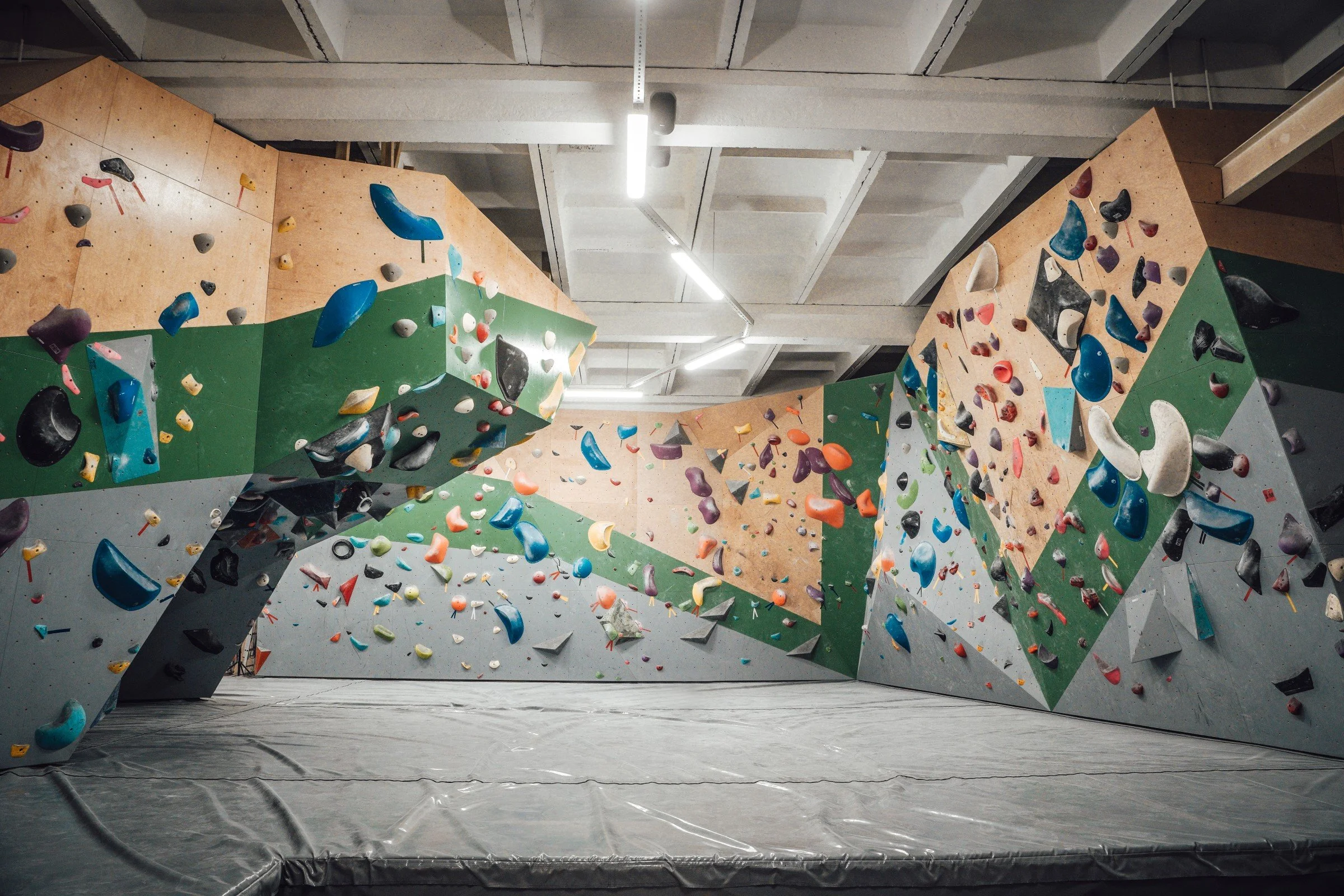 Falkors Bouldering Center