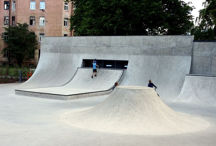 Miera dārzs skeitparks