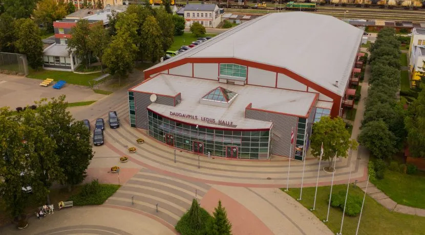 Pista de hielo cubierta de Daugavpils