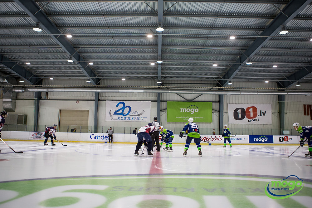 Mogo Ice Hall