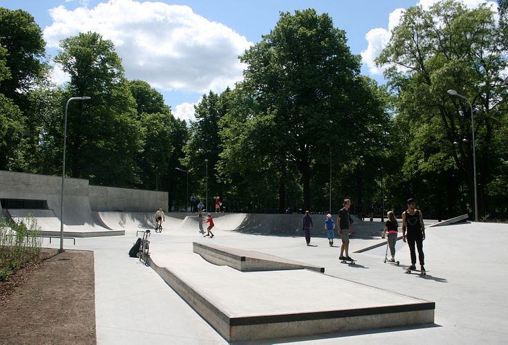 Miera dārzs skeitparks
