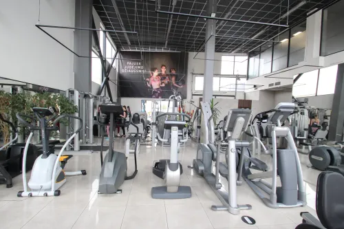 Figurėja sieviešu sporta klubs