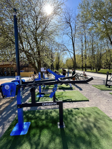 Omnigym Outdoor-Fitnessbereich an der Varpų-Straße in Klaipėda