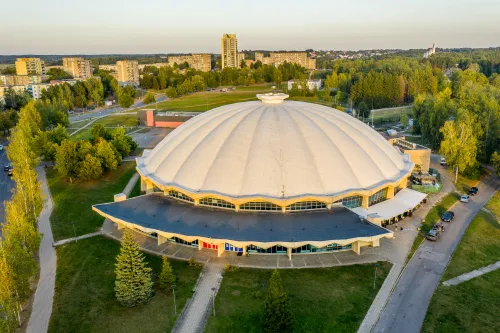 Elektrėnai jäähall