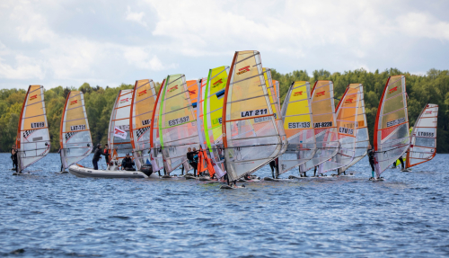 Platelių Burlentės Windsurfing Center