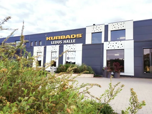 Hala lodowa Kurbads