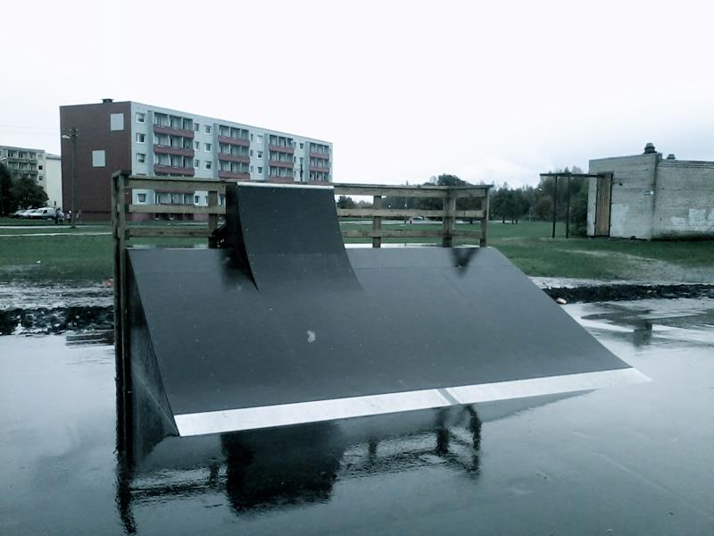 Skatepark w Tabasalu przy strefie stadionu
