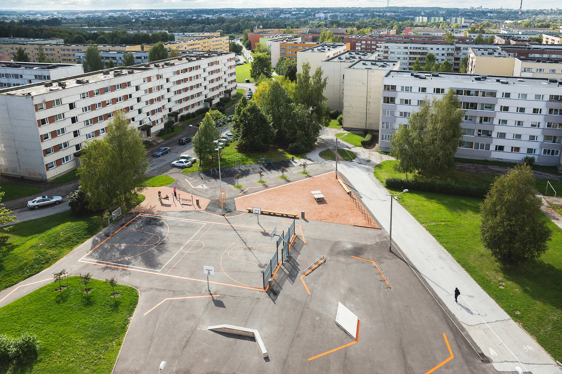 Annelinna väljak