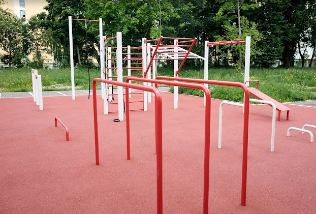 Area fitness all’aperto a Sõle 27e a Tallinn