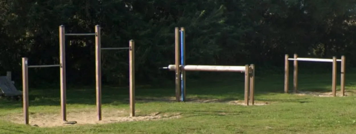 Papiniidu Street Calisthenics Area in Pärnu