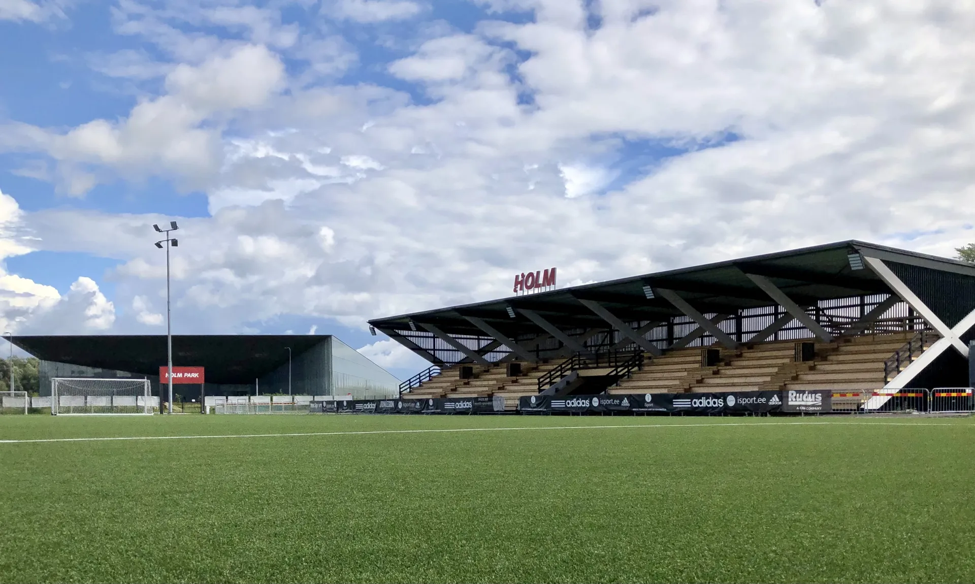 Parc de football Holm