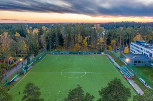 Elva Nike Arena